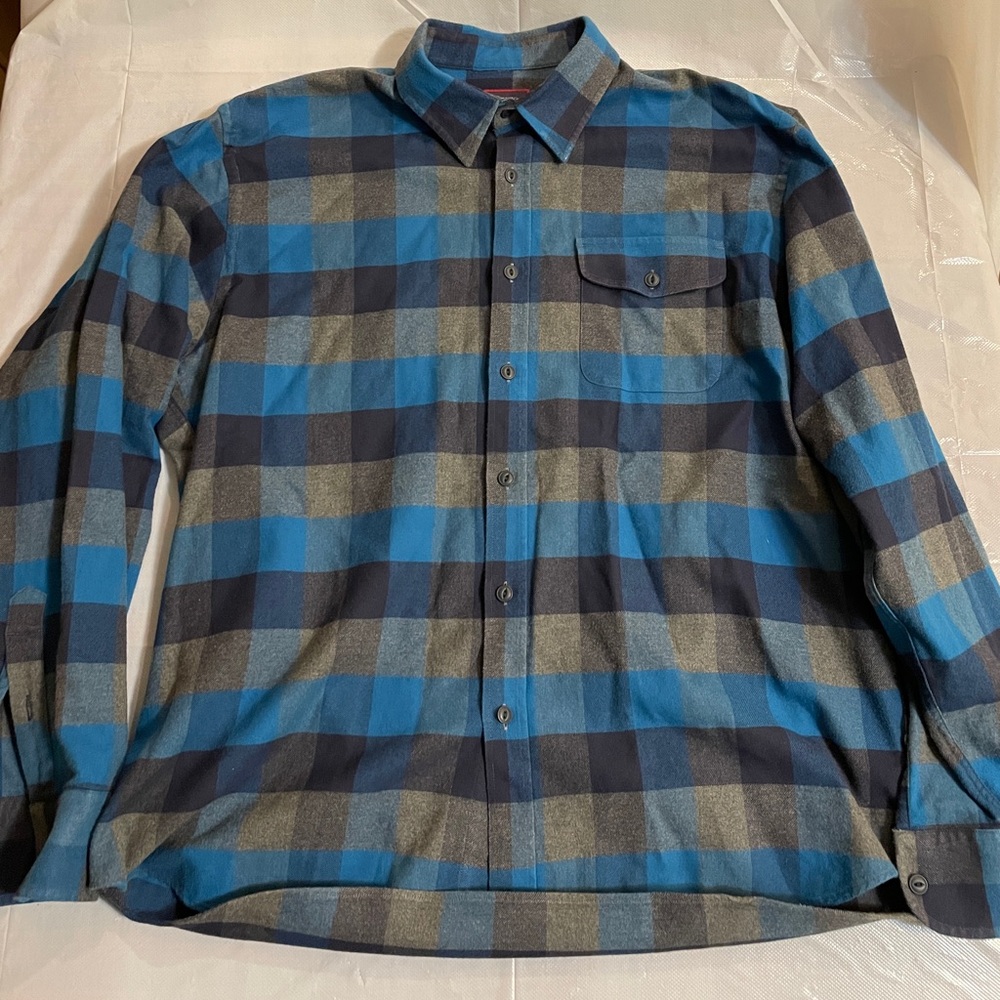 Mens Untuckit Blue Flannel Shirt - EUC - Size XL - Checkered Shirt